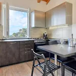 1 Bedroom Lovely Apartment In Recco