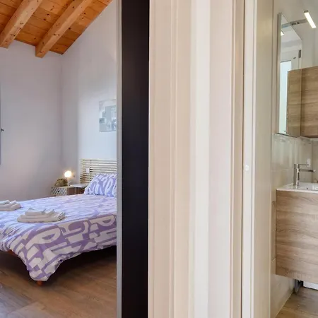 Apartamento 1 Bedroom Lovely Apartment In Recco Recco