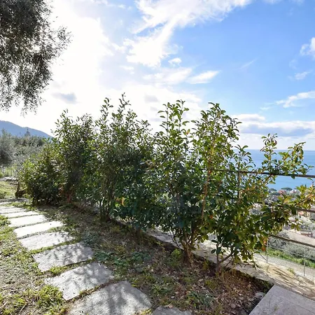 Apartamento 1 Bedroom Lovely Apartment In Recco *