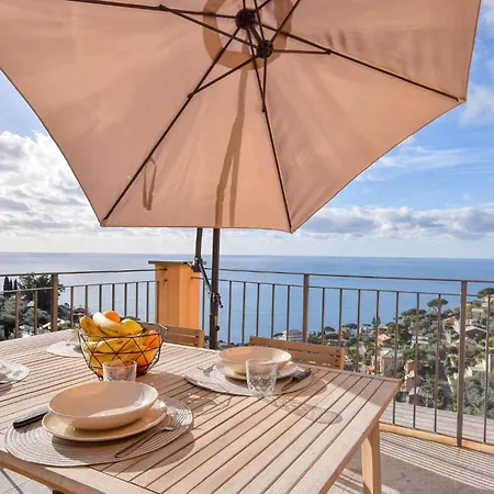 1 Bedroom Lovely Apartment In Recco