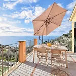1 Bedroom Lovely Apartment In Recco Διαμέρισμα *